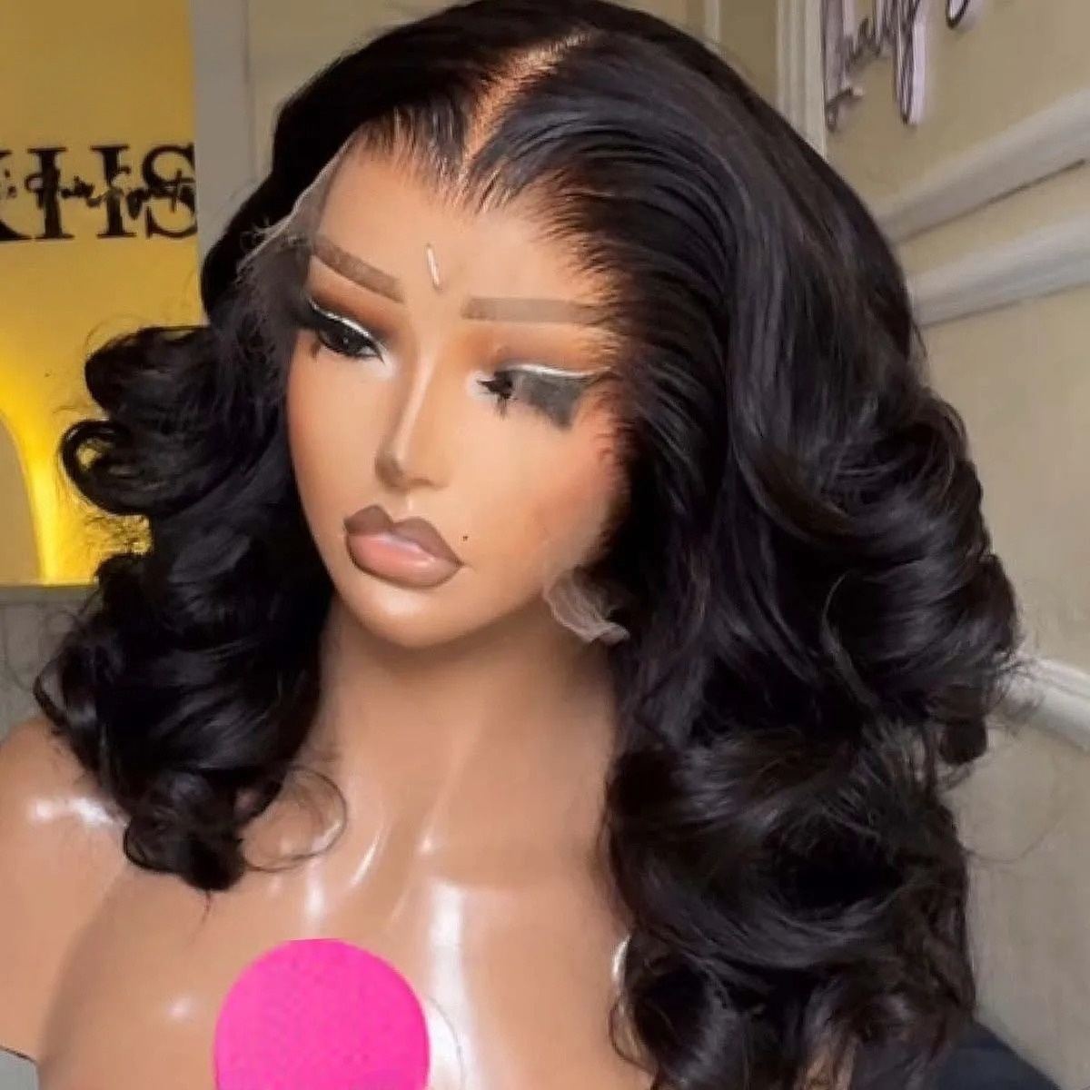 Pre Parted 13X4 Lace Front Bob Wig - Peluca Negra Corta Bob Ondulada con